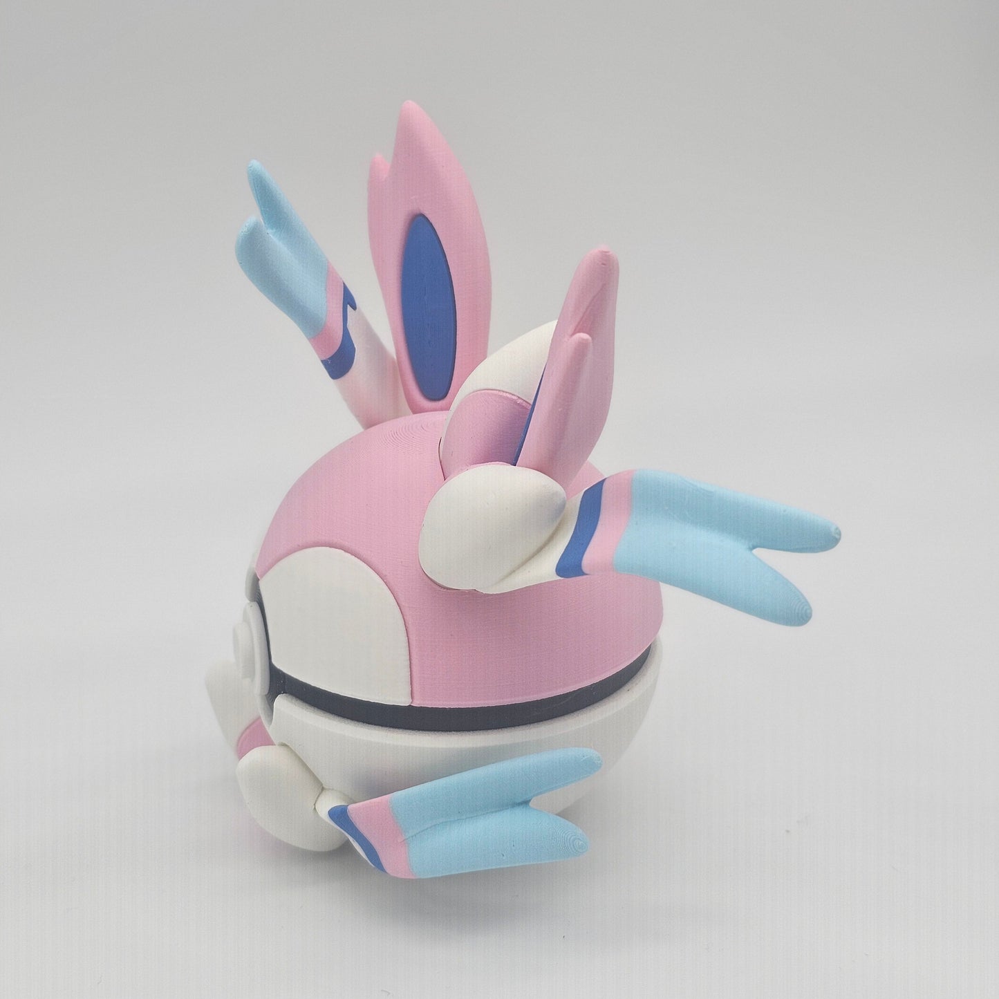 #0700 Sylveon